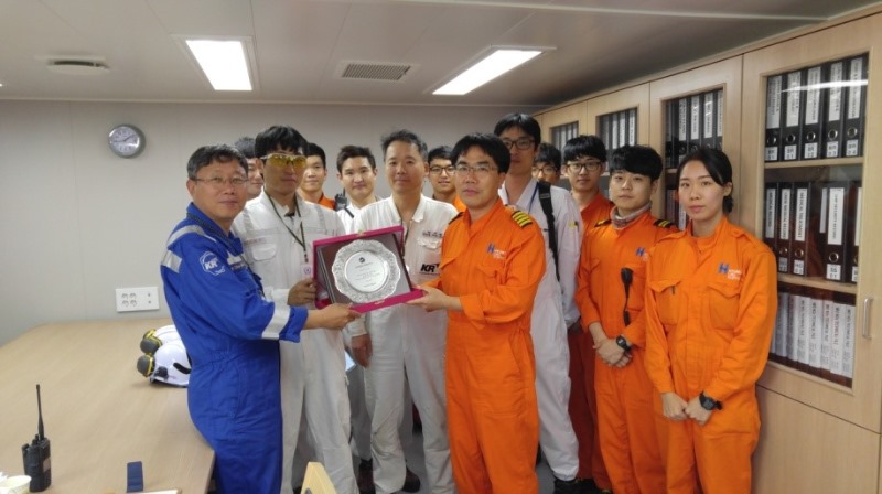 검사현장3.jpg