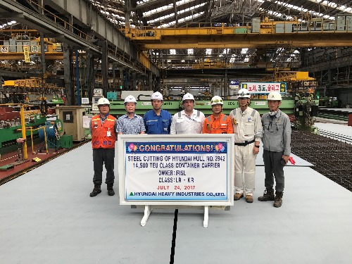 HDHI2942 STEEL CUTTING.JPG