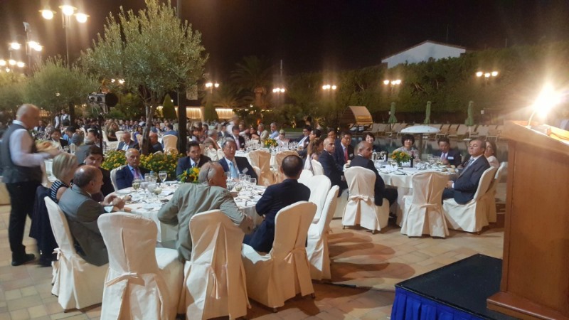 KR Hellas Night.jpg