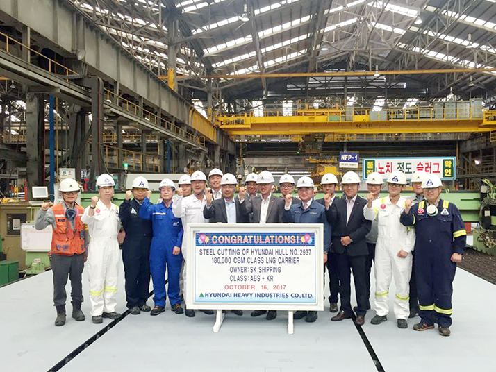 [울산지부] 180K LNG Carrier(HDHI2937) 강재절단식_002.jpg