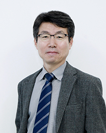 Mr. Kim Yeon-tae_Executive Director(KR).jpg