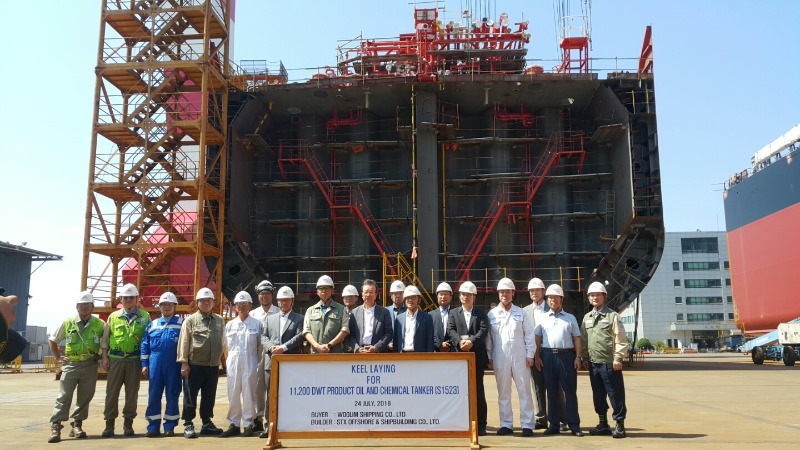 [Changwon Office] 11K Oil Chemical Tanker (STXS 1514/15/16) Launch ceremony and (STXS 1517/23) Keel laying ceremony .jpg