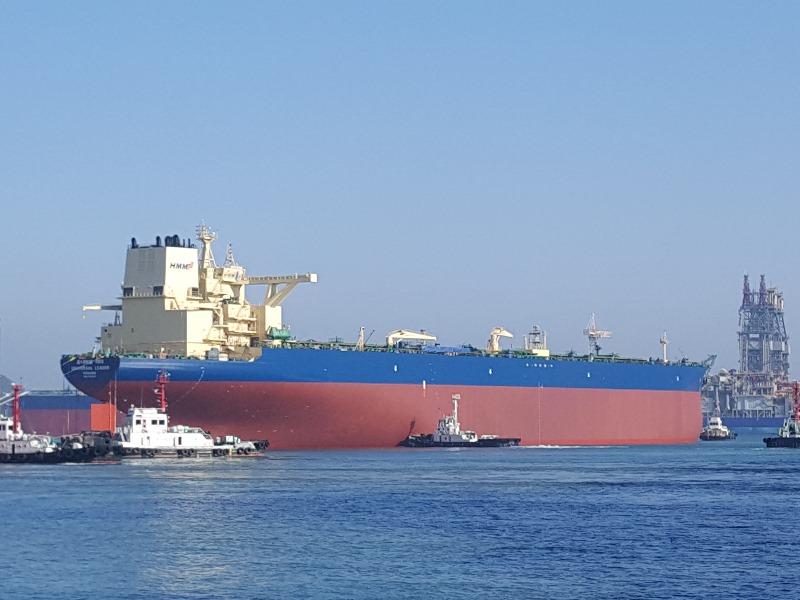 [거제지부] 300K VLCC (DWSH5444) 진수식.jpg
