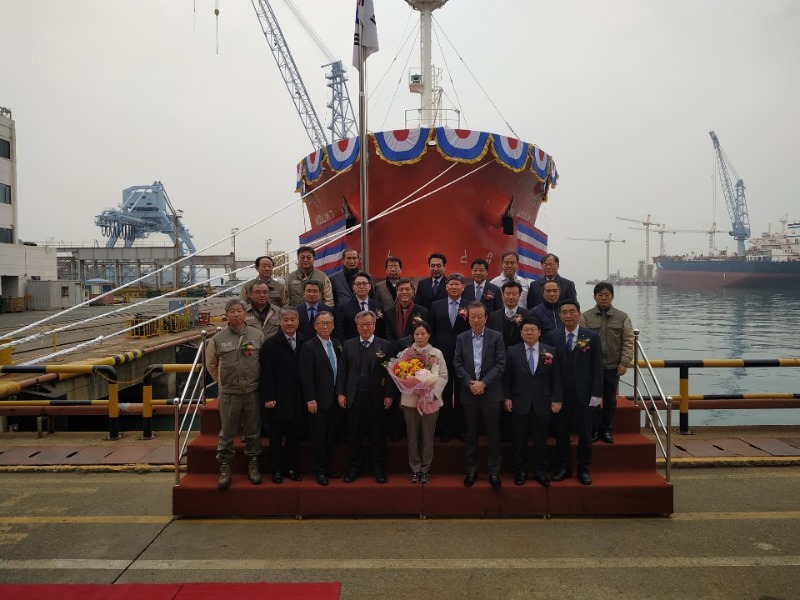 [창원지부] 11K VLCC OIL CHEMICAL TANKER(STXS1523) 명명식.jpg