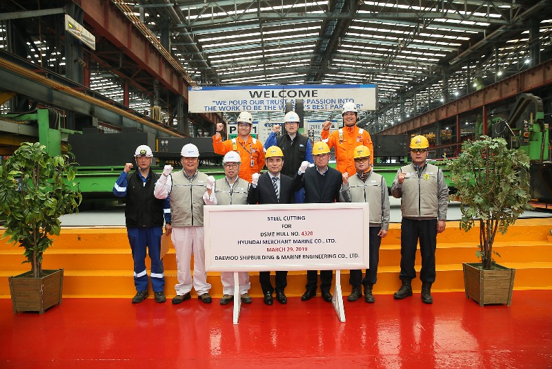 [거제지부] 23,270TEU CONTAINER SHIP(DWSH4320) 강재 절단식-4.jpg