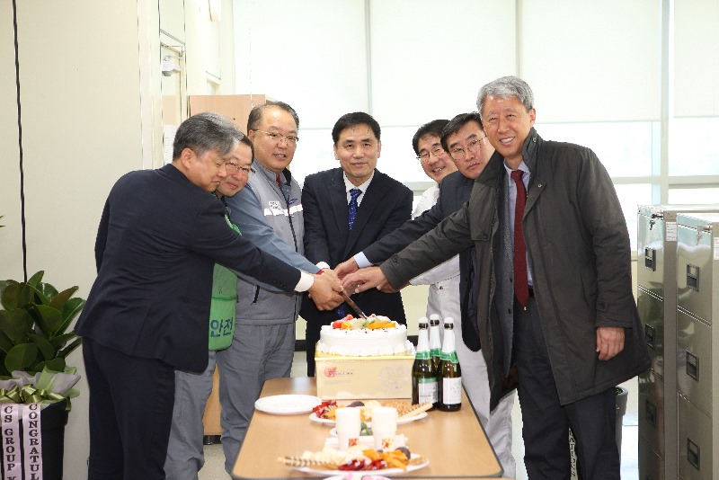 [거제지부] 23,000TEU Class Container 강재 절단식 및 현대상선 Site office 개소식-3.jpg