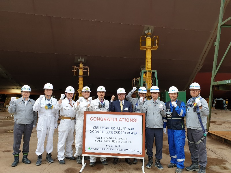 5-1 [목포지부] 300,000 DWT VLCC (HSHI0984) 용골 거치식.jpg