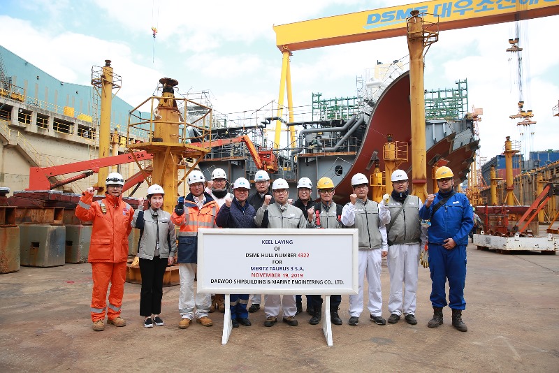3 [거제지부] 23,000 TEU Carrier Ship (DWSH4322) 용골 거치식 (1).jpg