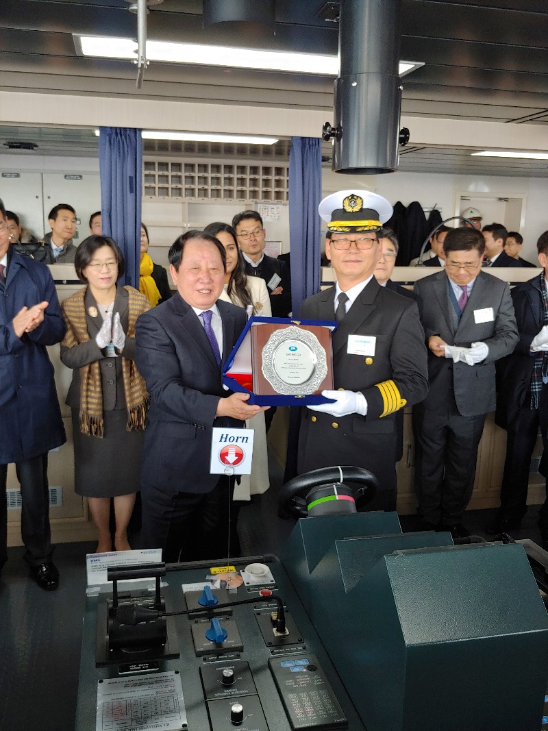 2 [울산지부] 325k VLOC (H3002) 명명식 (2).jpg