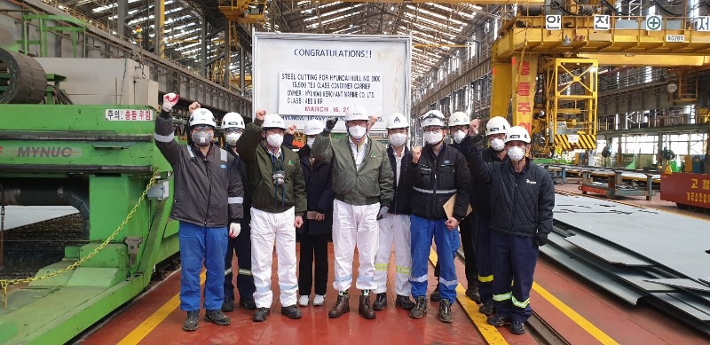 [울산지부] 15,900TEU Container Ship (HDHI3100) 강재 절단식.jpg
