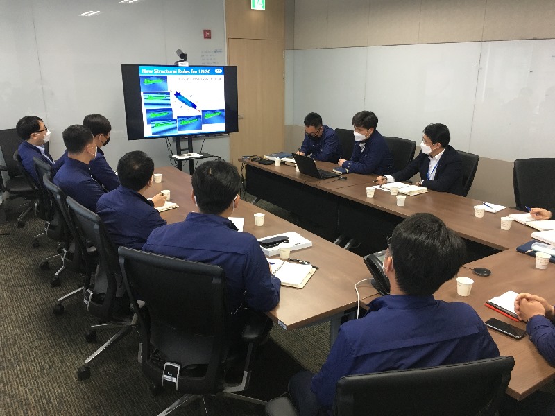 [기술본부] KR의 최신 구조규칙(LNGC, Container Carrier) 설명회 개최 (4).jpg