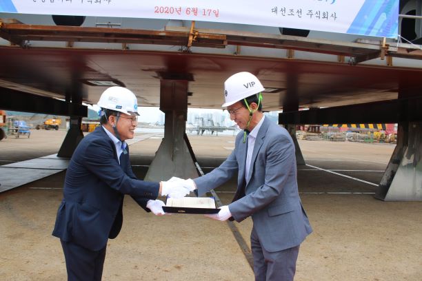 [부산지부] 160M Class Car Ferry (DSSE637) 용골 거치식 (2).jpg