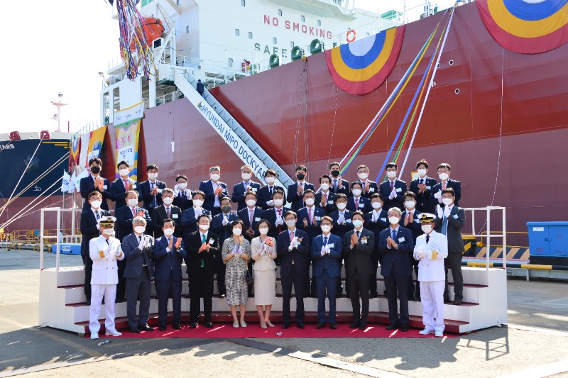 [울산지부] 50K OIL&CHEMICAL TANK (HMDC2821) 명명식 (1).jpg